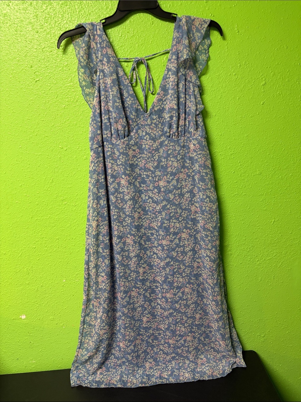 No Boundaries Blue Floral Tie-Back Midi Dress